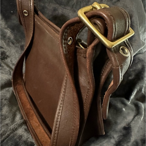 Coach Brown Leather Vintage Legacy Shoulder Crossbody Zip Top Bag Made In USA - Picture 3 of 13